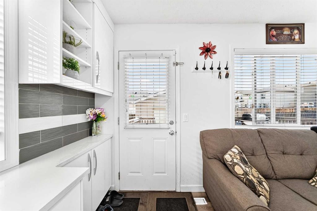24 Taralake Road Ne, Calgary, AB - Indoor