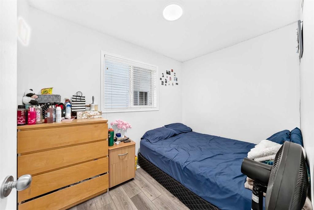 24 Taralake Road Ne, Calgary, AB - Indoor Photo Showing Bedroom