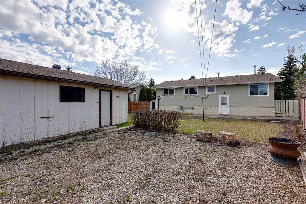 248 Huntcroft Road Ne, Calgary, AB
