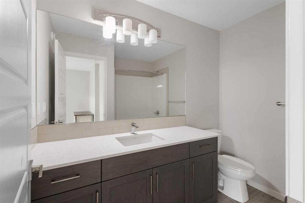 66 Aquila Way Nw, Calgary, AB