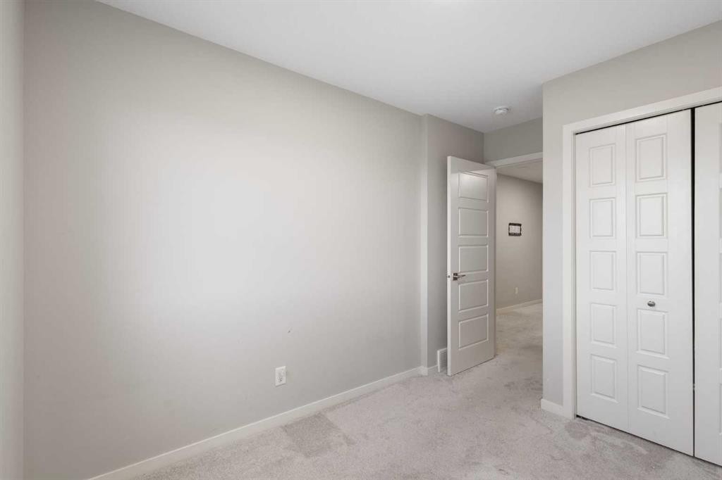 66 Aquila Way Nw, Calgary, AB