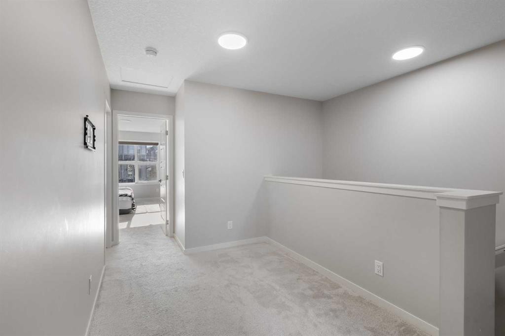 66 Aquila Way Nw, Calgary, AB
