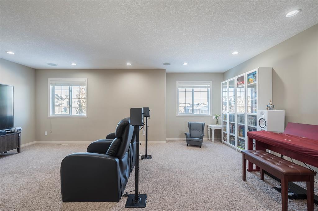 7 Aspen Stone Grove Sw, Calgary, AB
