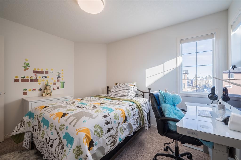 7 Aspen Stone Grove Sw, Calgary, AB