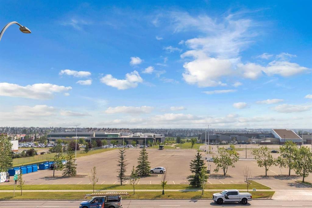 6307-70 Panamount Drive Nw, Calgary, AB - Outdoor With View