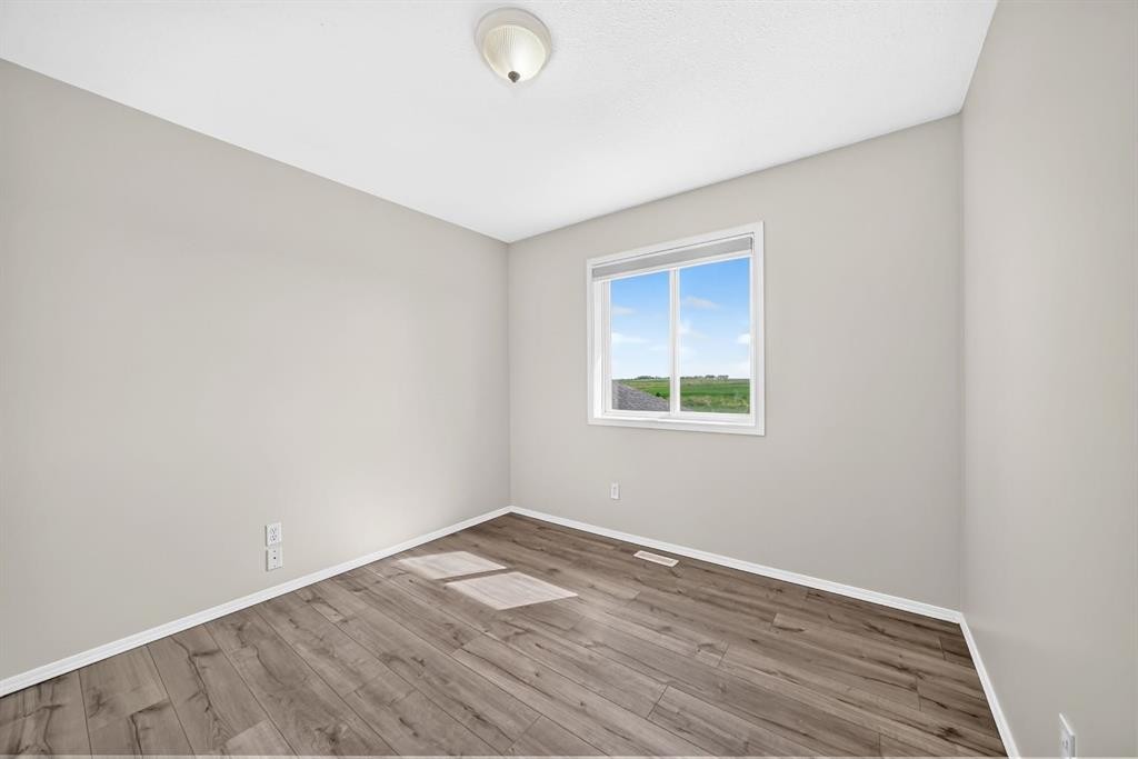417 9 Street, Beiseker, AB