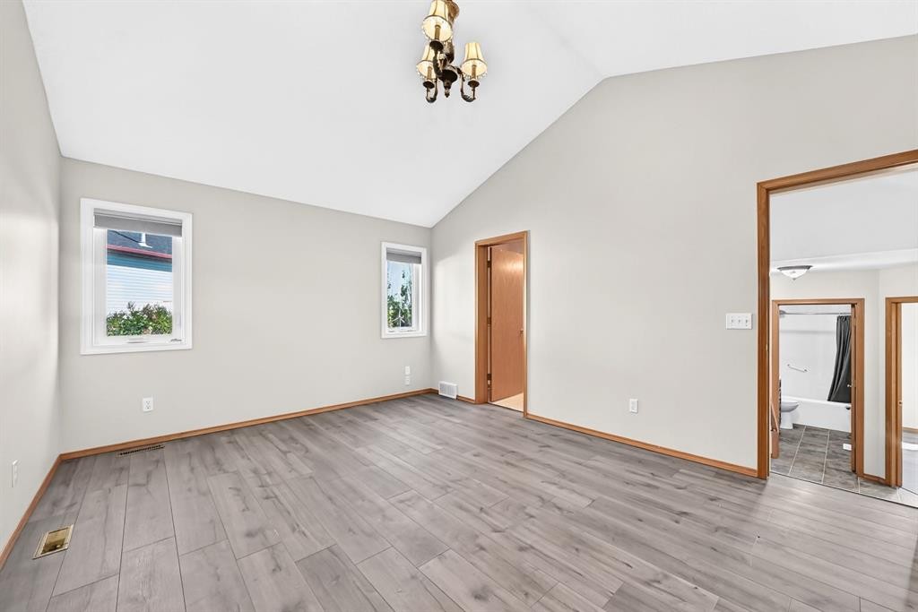 417 9 Street, Beiseker, AB