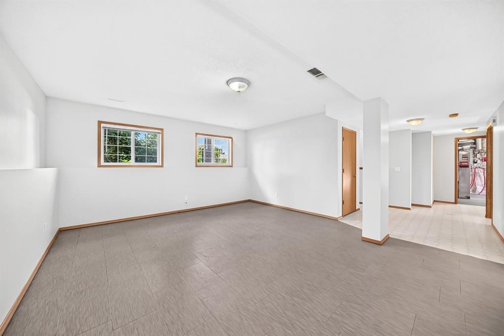 417 9 Street, Beiseker, AB