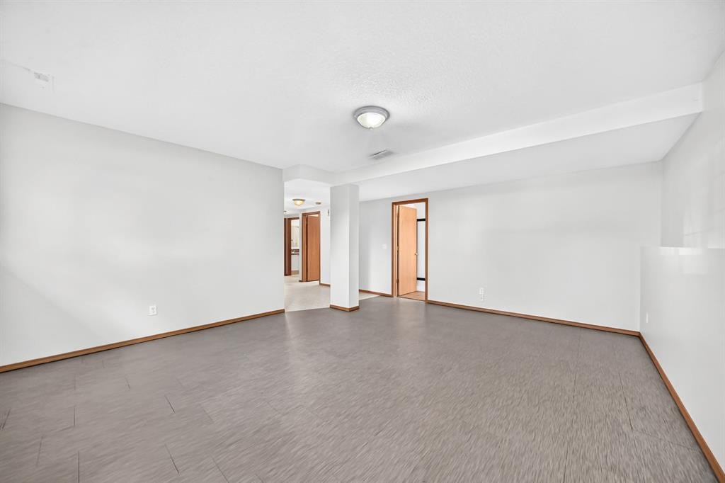 417 9 Street, Beiseker, AB
