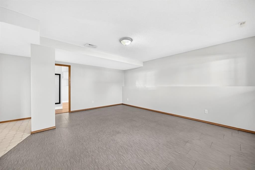 417 9 Street, Beiseker, AB