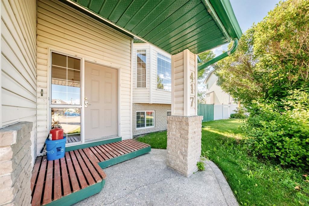 417 9 Street, Beiseker, AB