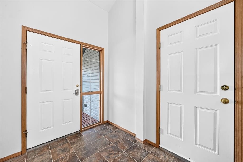 417 9 Street, Beiseker, AB