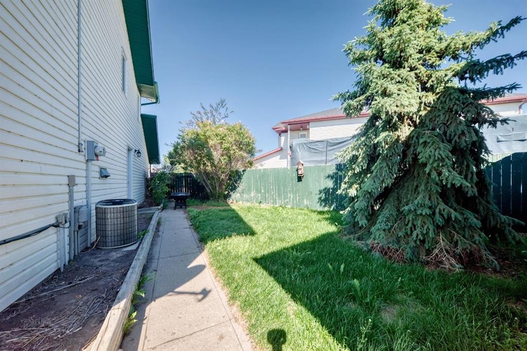 417 9 Street, Beiseker, AB
