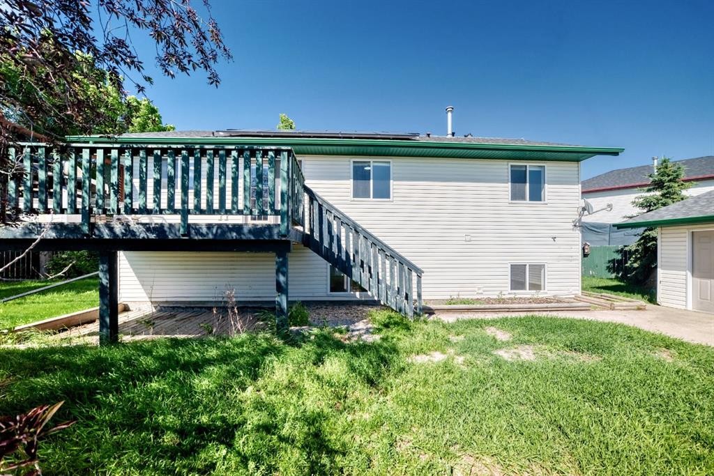 417 9 Street, Beiseker, AB