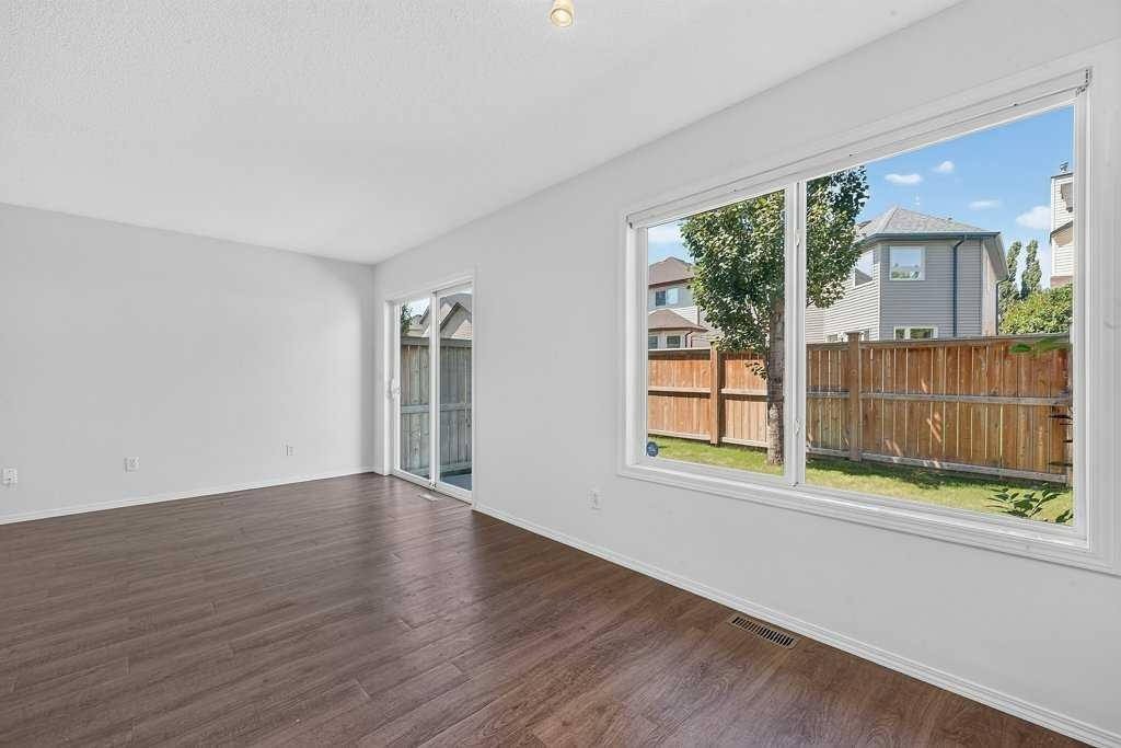39 Citadel Point Nw, Calgary, AB - Indoor Photo Showing Other Room