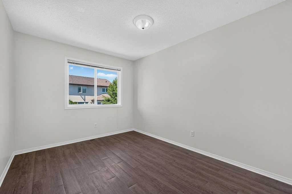 39 Citadel Point Nw, Calgary, AB - Indoor Photo Showing Other Room