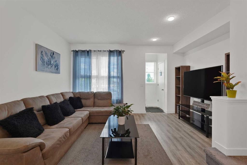71 Savanna Park Ne, Calgary, AB