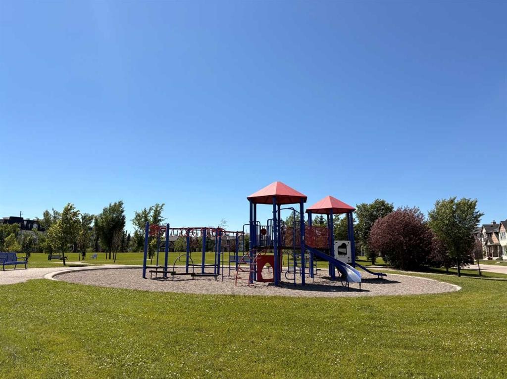 2520 Eversyde Avenue Sw, Calgary, AB - Outdoor