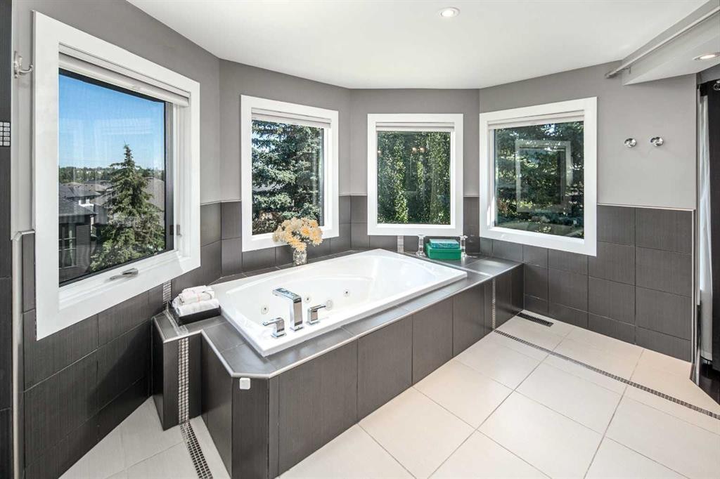1396 Shawnee Road Sw, Calgary, AB