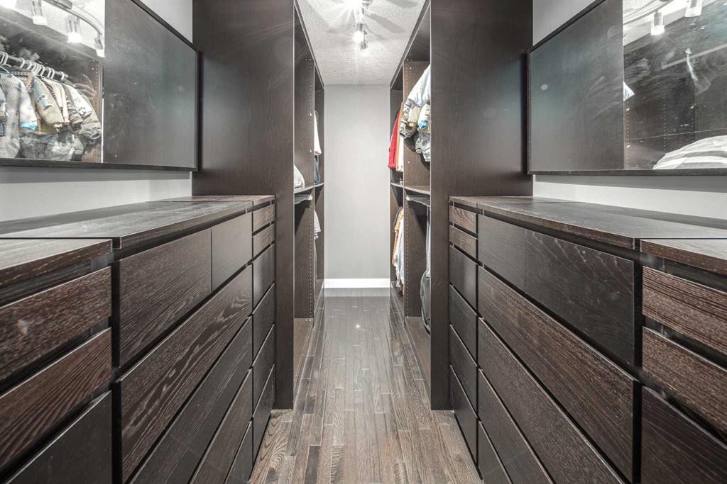 1396 Shawnee Road Sw, Calgary, AB