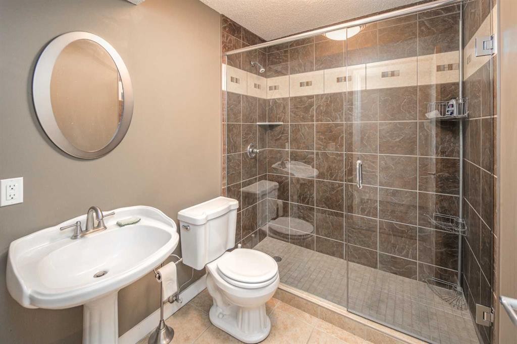 1396 Shawnee Road Sw, Calgary, AB