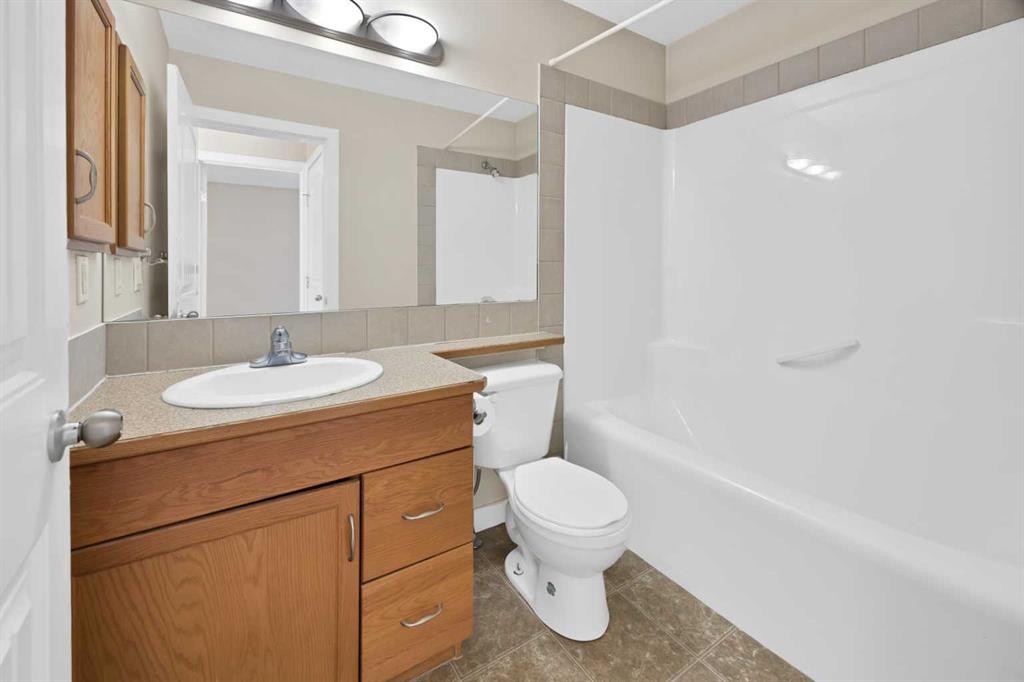65 Taralake Terrace Ne, Calgary, AB - Indoor Photo Showing Bathroom