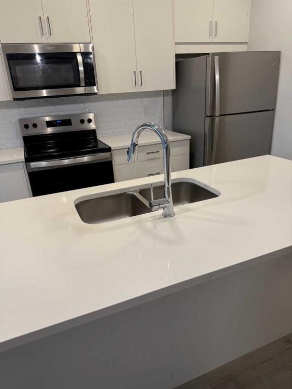 308-660 Shawnee Square Sw, Calgary, AB