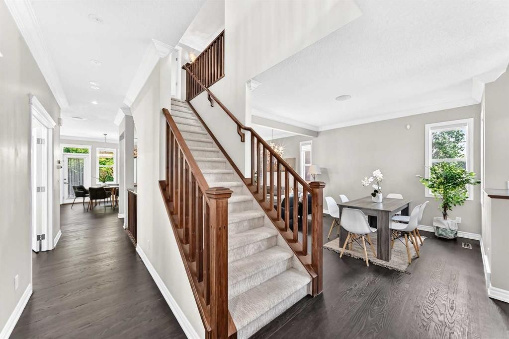 173 Aspenshire Drive Sw, Calgary, AB - Indoor Photo Showing Other Room