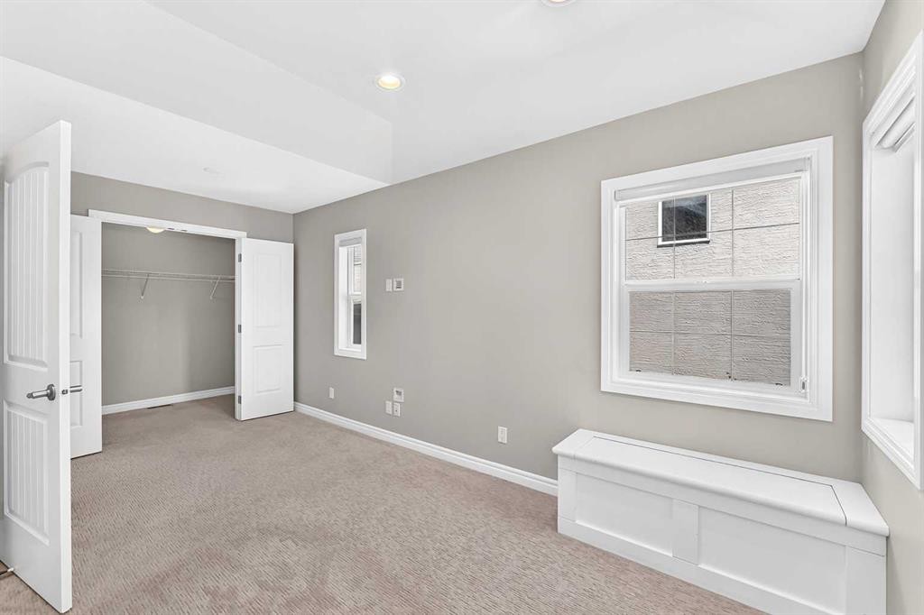 173 Aspenshire Drive Sw, Calgary, AB - Indoor Photo Showing Other Room