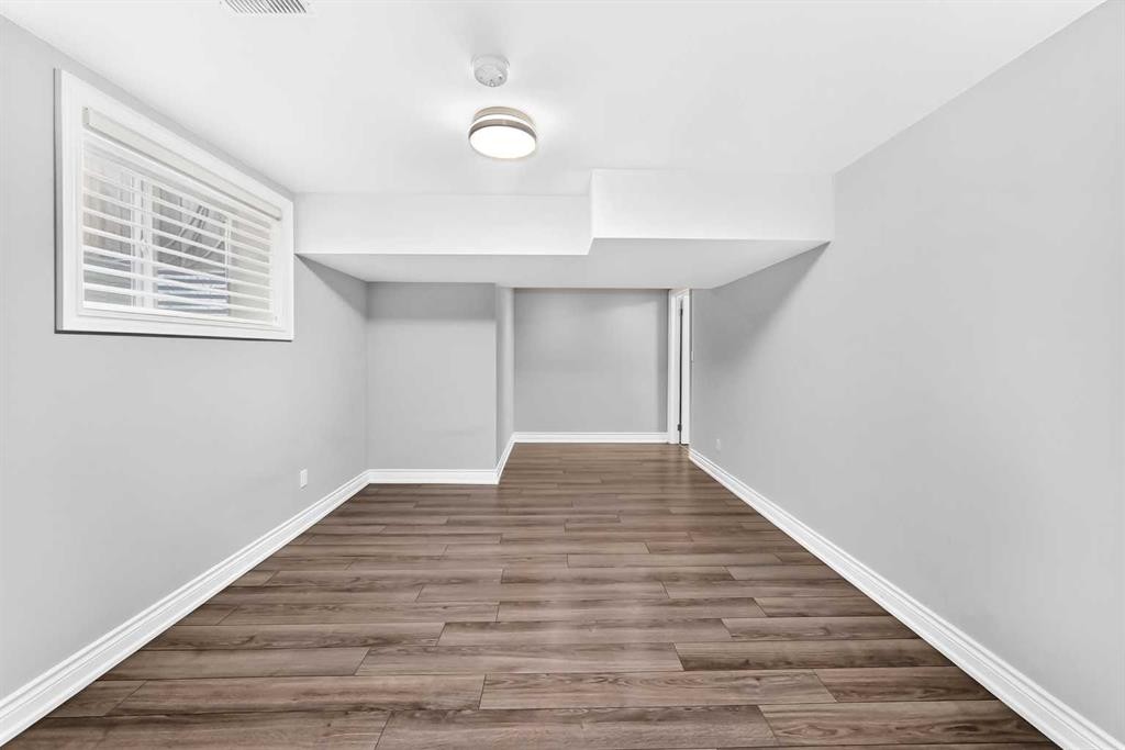 173 Aspenshire Drive Sw, Calgary, AB - Indoor Photo Showing Other Room