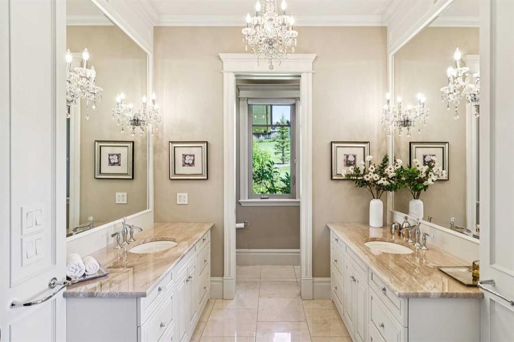 39 Red Willow Crescent West, Rural Foothills County, AB - Indoor Photo Showing Bathroom