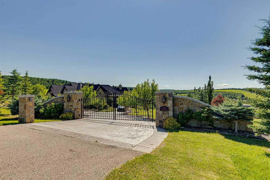 39 Red Willow Crescent West, Rural Foothills County, AB - Outdoor