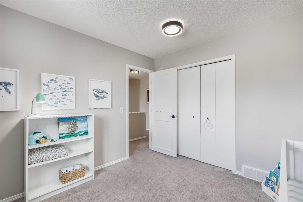 540 Shawinigan Drive Sw, Calgary, AB