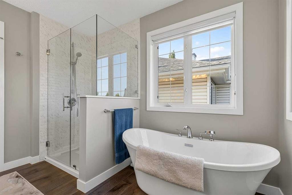 11 Chapala Square Se, Calgary, AB - Indoor Photo Showing Bathroom