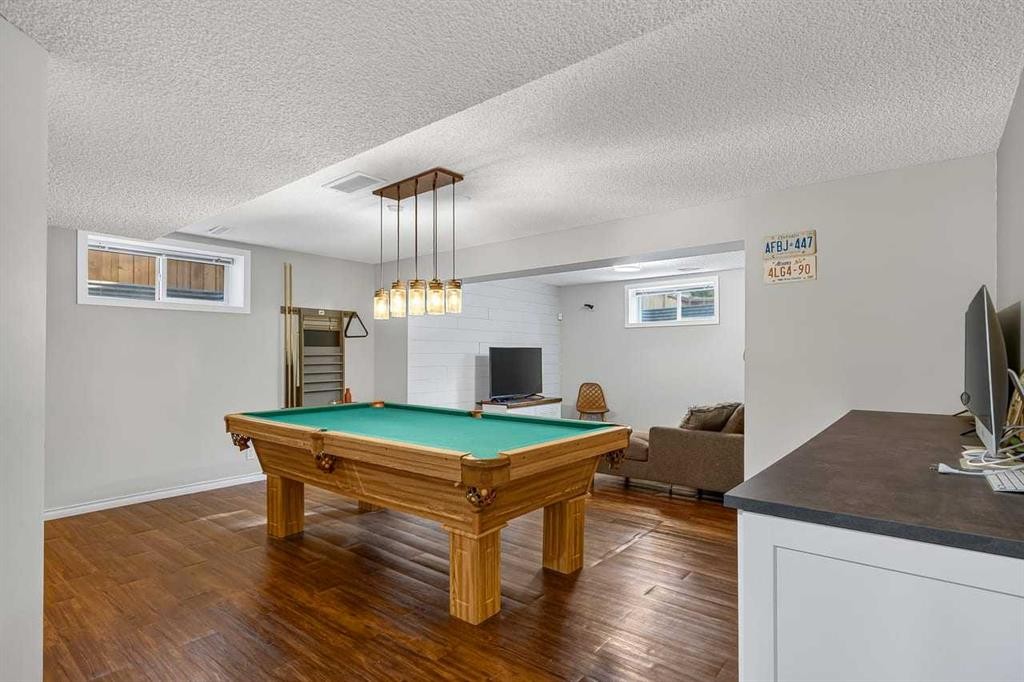 11 Chapala Square Se, Calgary, AB - Indoor Photo Showing Other Room