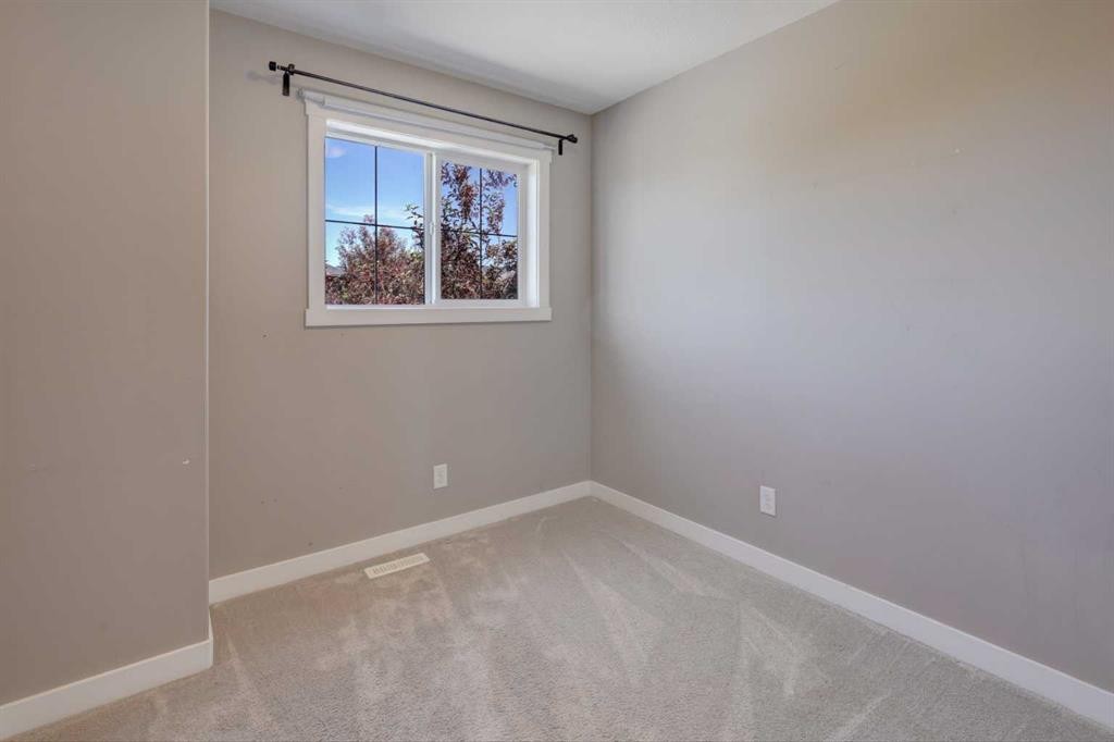 249 Ranch Ridge Meadow, Strathmore, AB - Indoor Photo Showing Other Room