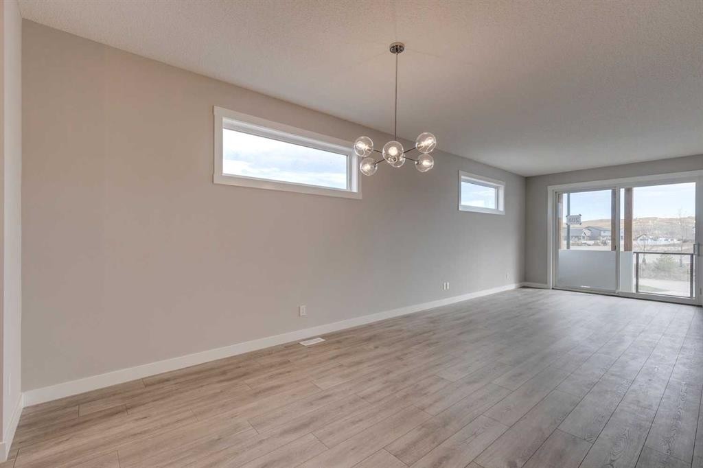 306 Haskayne Drive Nw, Calgary, AB - Indoor Photo Showing Other Room