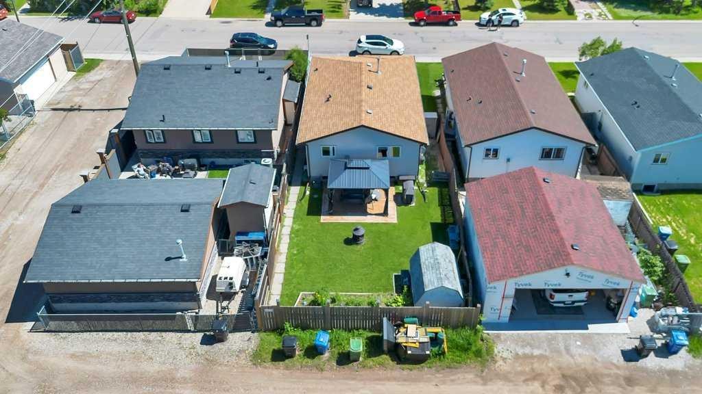 23 Abbercove Road Se, Calgary, AB - Outdoor