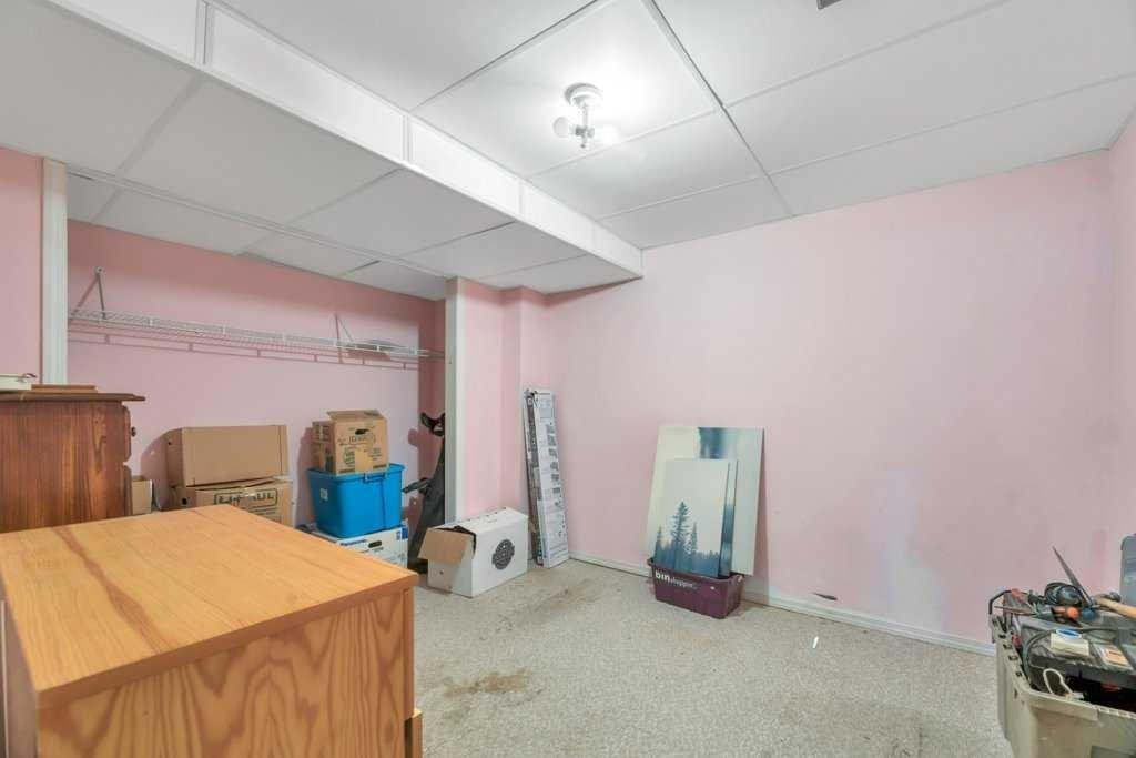23 Abbercove Road Se, Calgary, AB - Indoor