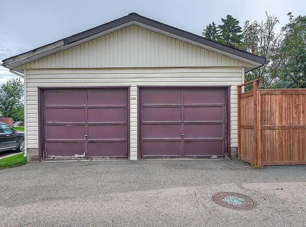 3135 60 Street Ne, Calgary, AB - Outdoor With Exterior