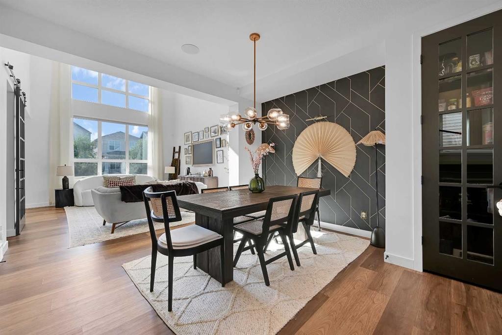 50 Lavender Road Se, Calgary, AB - Indoor Photo Showing Dining Room