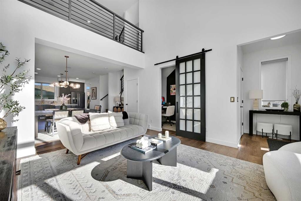 50 Lavender Road Se, Calgary, AB - Indoor Photo Showing Living Room