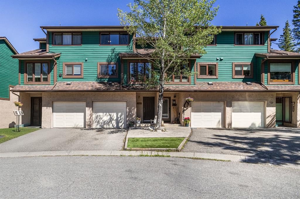 246 Kluane Drive, Banff, AB - Outdoor With Facade