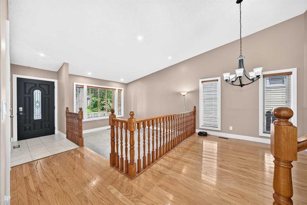 12 Sunvale Mews Se, Calgary, AB - Indoor Photo Showing Other Room