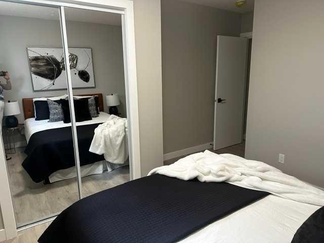 3824 Brooklyn Crescent Nw, Calgary, AB - Indoor Photo Showing Bedroom