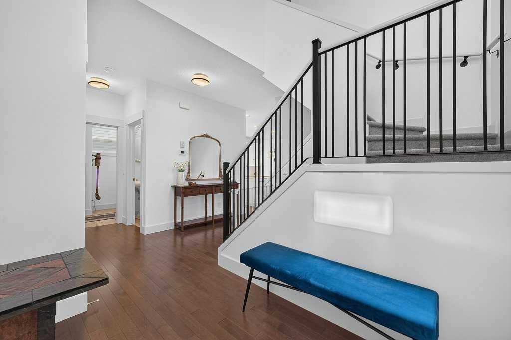 232 Copperpond Circle Se, Calgary, AB - Indoor Photo Showing Other Room