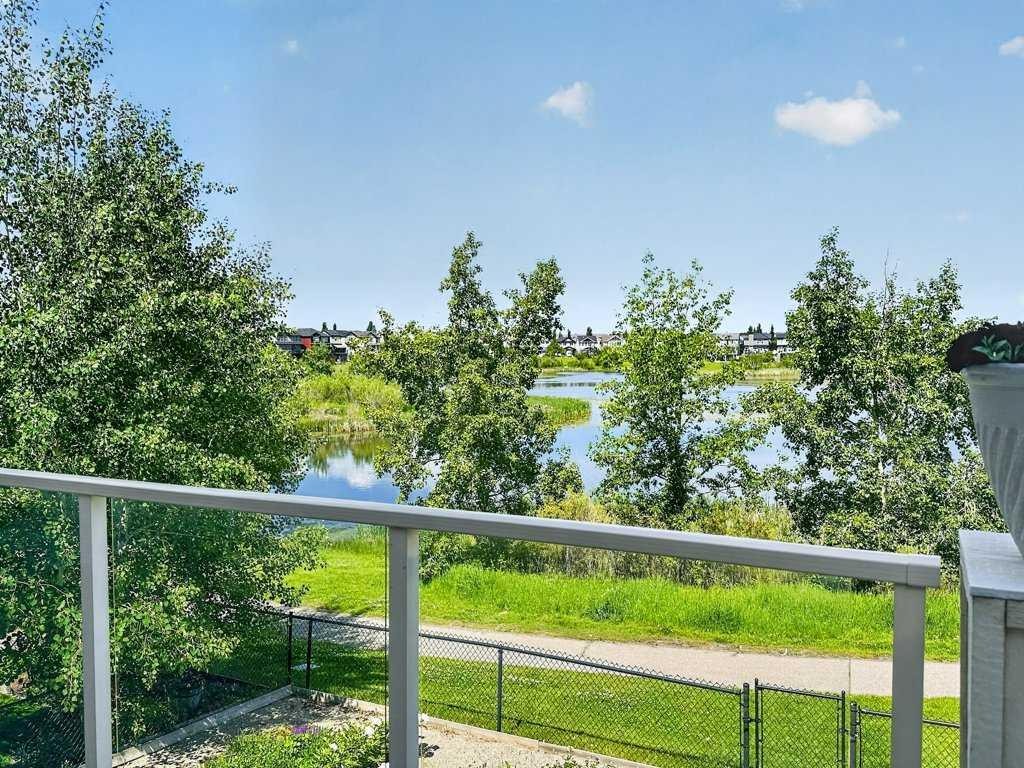 232 Copperpond Circle Se, Calgary, AB - Outdoor