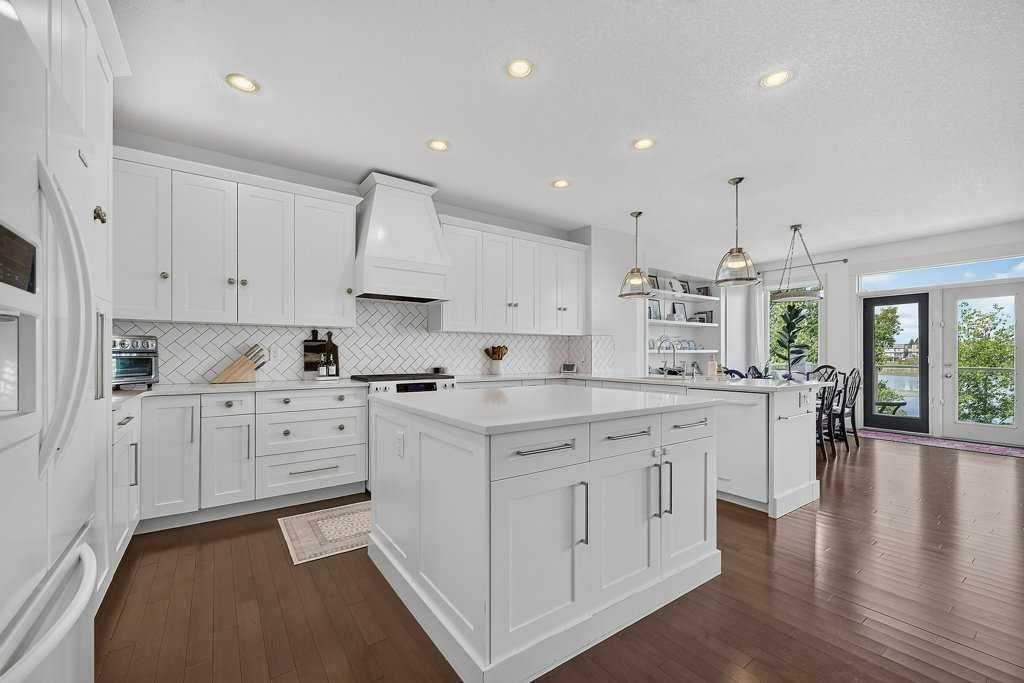 232 Copperpond Circle Se, Calgary, AB - Indoor Photo Showing Kitchen With Upgraded Kitchen