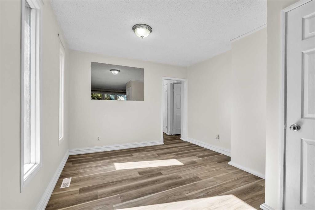43 Taraglen Road Ne, Calgary, AB