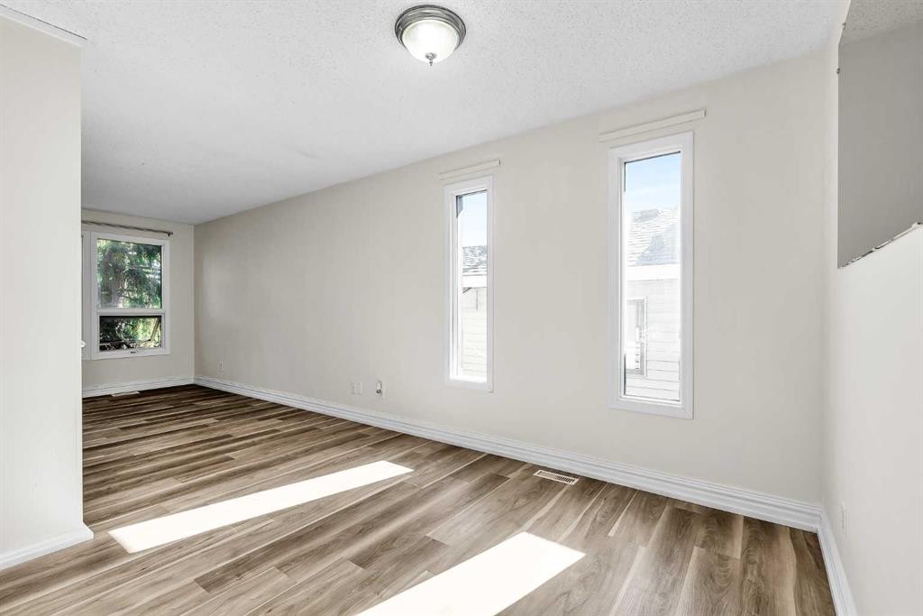 43 Taraglen Road Ne, Calgary, AB
